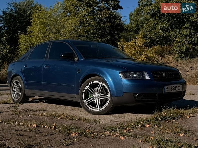 Седан Audi A4 2004 в Кременчуці