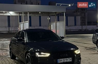 Седан Audi A4 2012 в Одесі