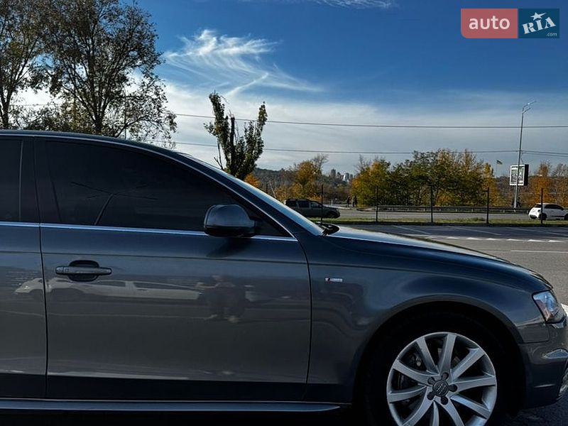 Седан Audi A4 2014 в Києві