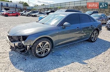 Седан Audi A4 2021 в Львові
