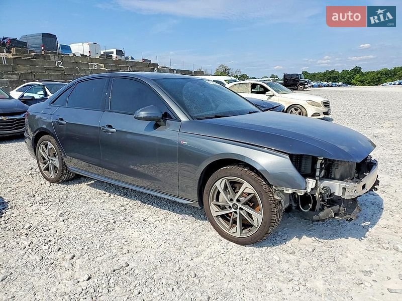 Седан Audi A4 2021 в Львові