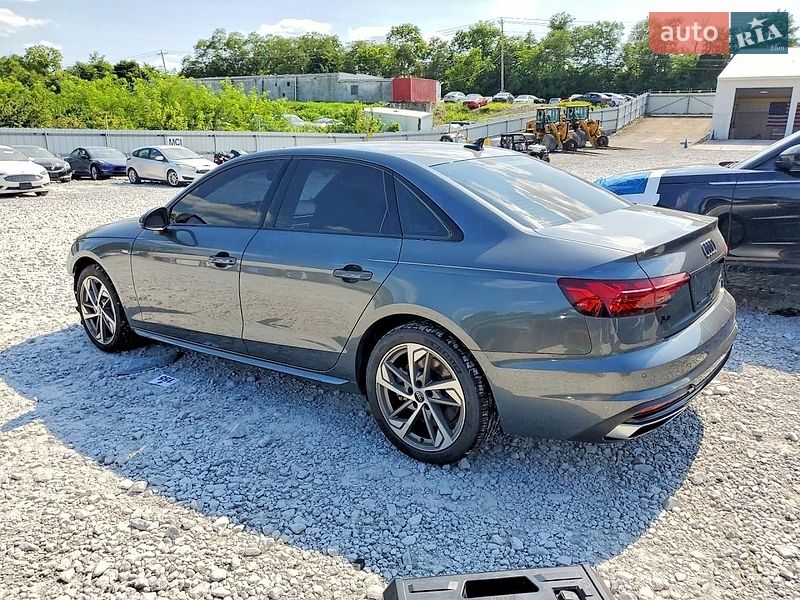 Седан Audi A4 2021 в Львові