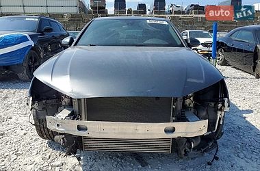 Седан Audi A4 2021 в Львові