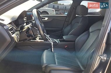 Седан Audi A4 2021 в Львові