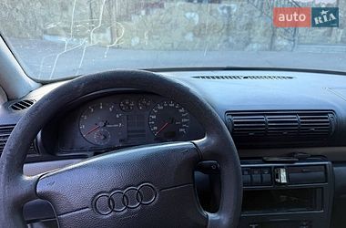 Седан Audi A4 1997 в Черкассах