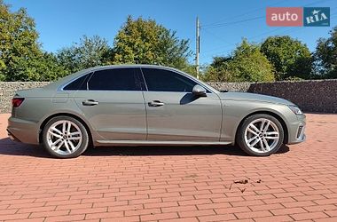 Седан Audi A4 2023 в Ивано-Франковске