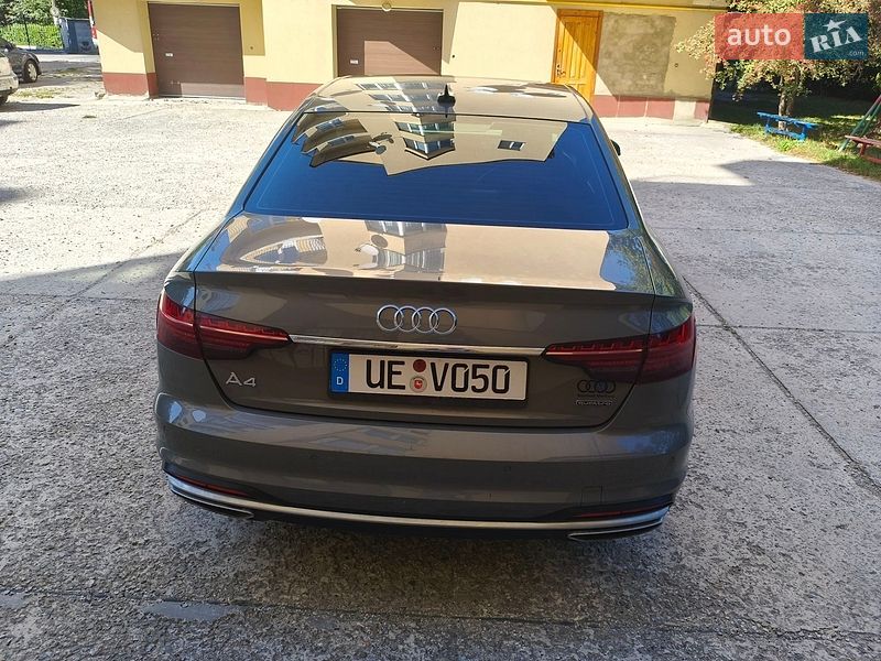 Седан Audi A4 2023 в Ивано-Франковске