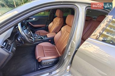 Седан Audi A4 2023 в Ивано-Франковске