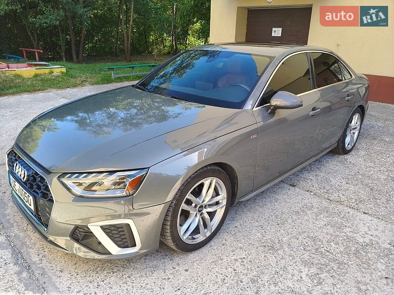 Седан Audi A4 2023 в Ивано-Франковске