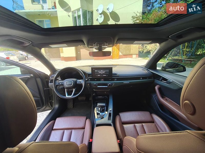 Седан Audi A4 2023 в Ивано-Франковске