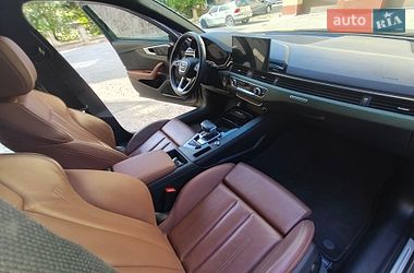 Седан Audi A4 2023 в Ивано-Франковске