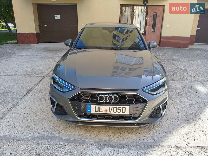 Седан Audi A4 2023 в Ивано-Франковске