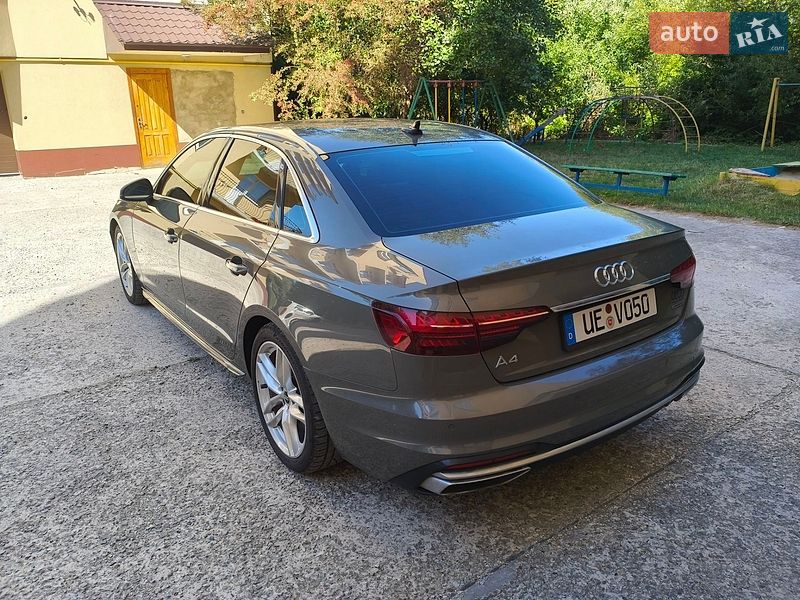 Седан Audi A4 2023 в Ивано-Франковске