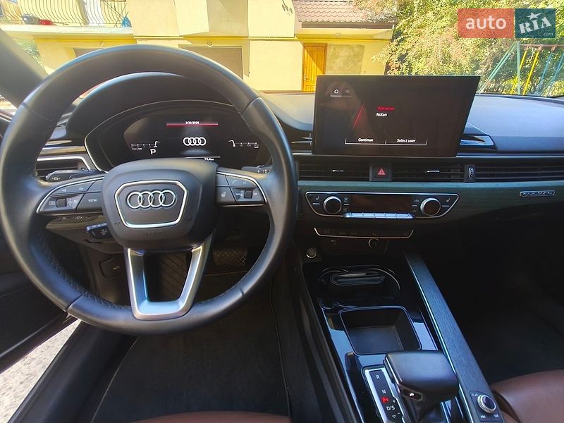 Седан Audi A4 2023 в Ивано-Франковске