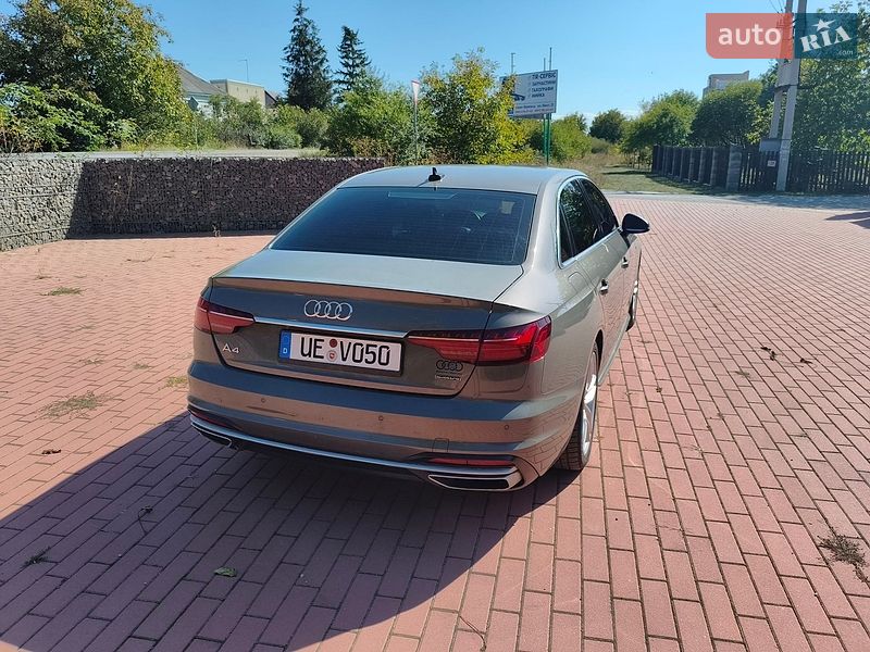 Седан Audi A4 2023 в Івано-Франківську