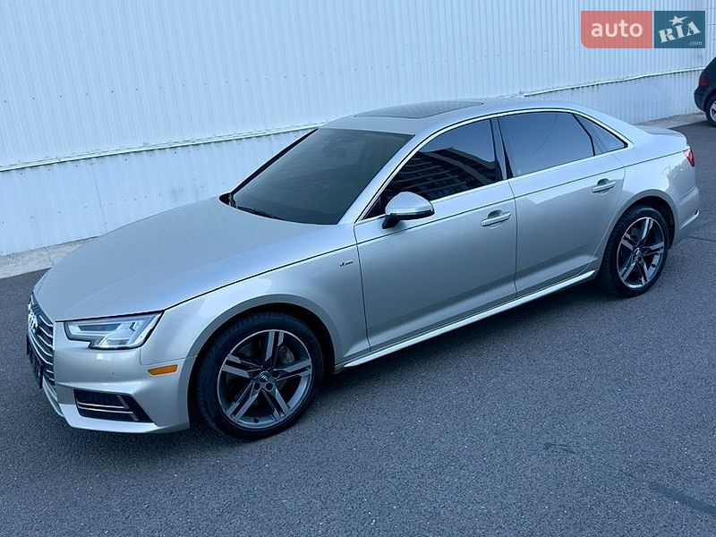 Седан Audi A4 2017 в Луцке