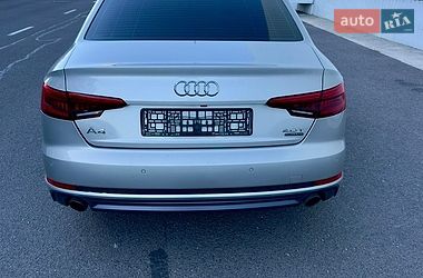 Седан Audi A4 2017 в Луцке