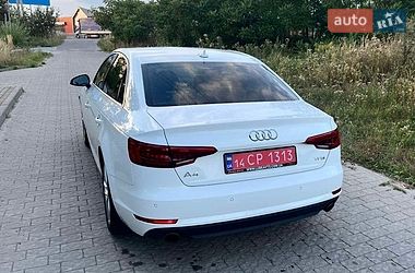 Седан Audi A4 2016 в Львове