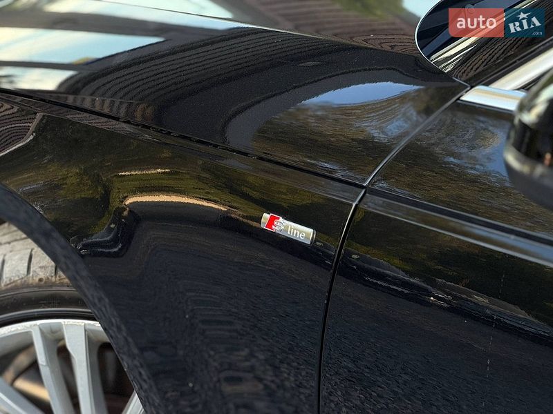 Седан Audi A4 2019 в Львове
