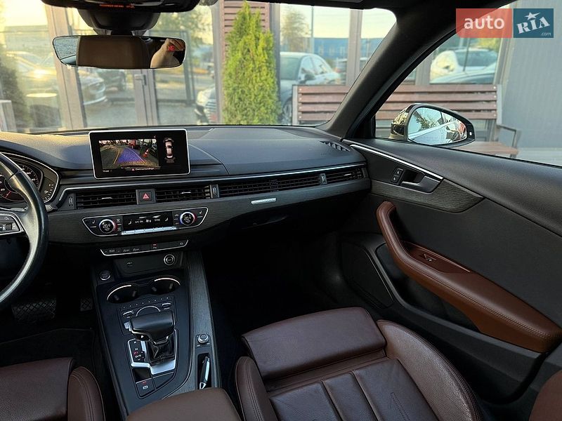 Седан Audi A4 2019 в Львове