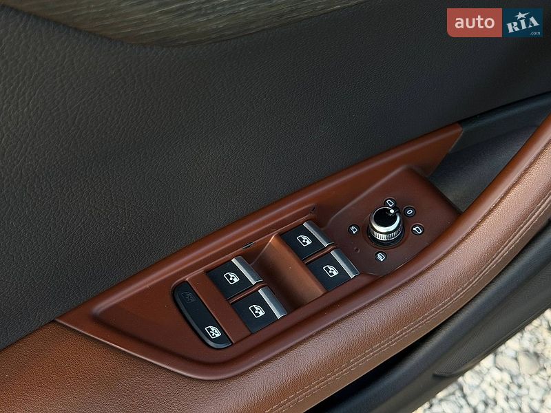Седан Audi A4 2019 в Львове