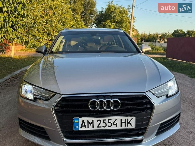 Универсал Audi A4 2016 в Киеве