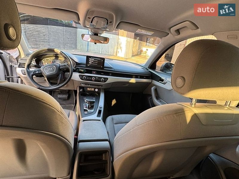 Универсал Audi A4 2016 в Киеве