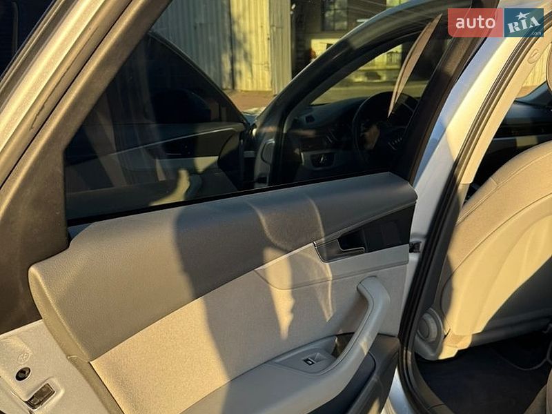 Универсал Audi A4 2016 в Киеве