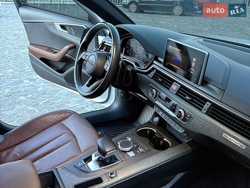 Седан Audi A4 2017 в Днепре