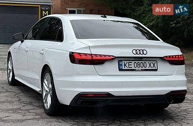Седан Audi A4 2022 в Днепре