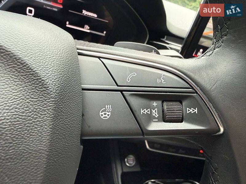 Седан Audi A4 2022 в Днепре