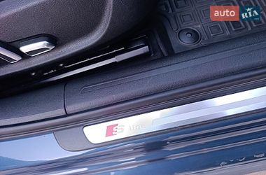 Седан Audi A4 2014 в Львові