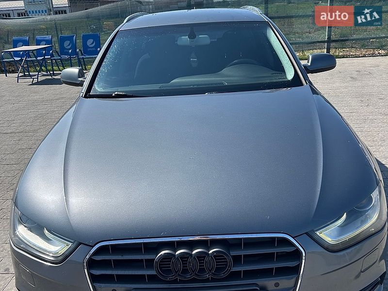 Универсал Audi A4 2013 в Львове