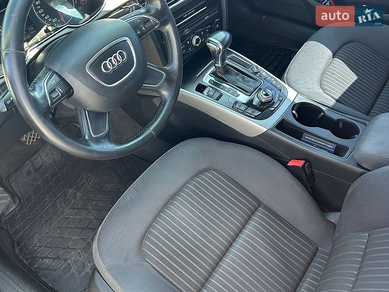 Универсал Audi A4 2013 в Львове