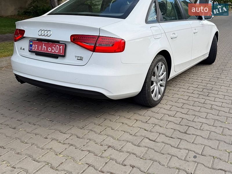 Седан Audi A4 2014 в Одессе