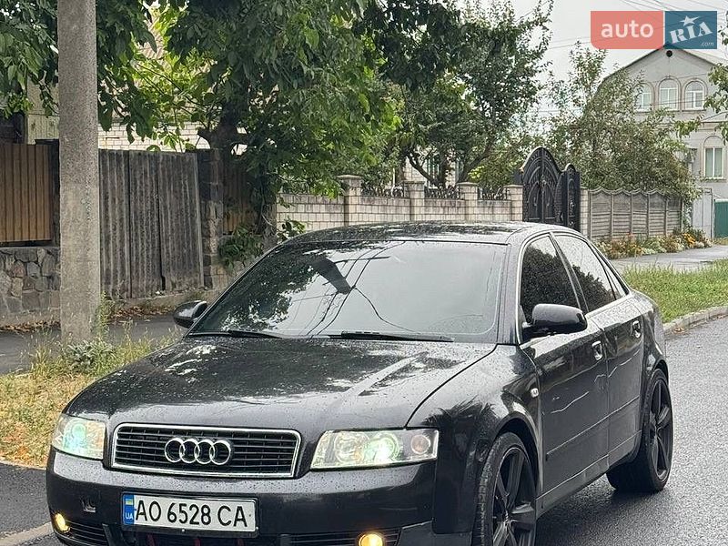Седан Audi A4 2000 в Звягелі