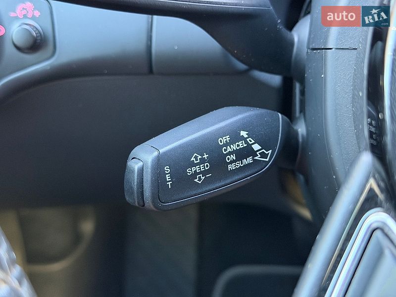Седан Audi A4 2014 в Харькове