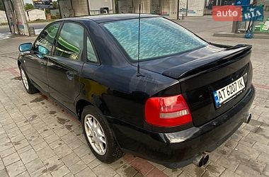 Седан Audi A4 2000 в Ивано-Франковске