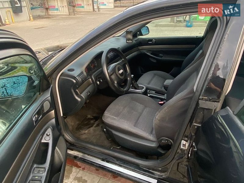 Седан Audi A4 2000 в Ивано-Франковске