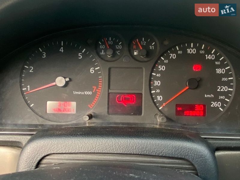 Седан Audi A4 2000 в Ивано-Франковске