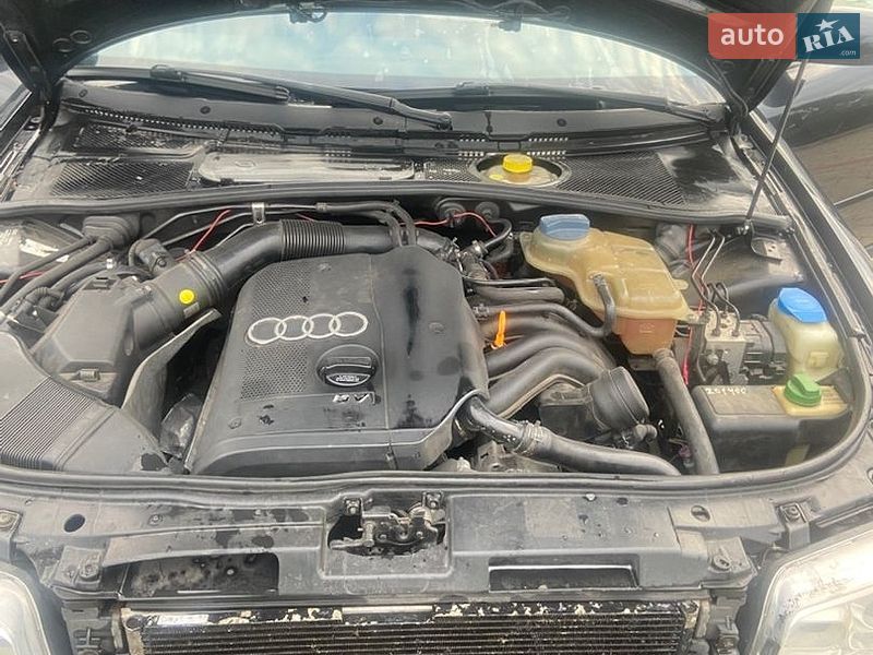 Седан Audi A4 2000 в Ивано-Франковске