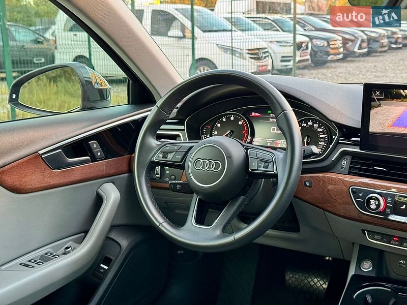 Седан Audi A4 2021 в Києві