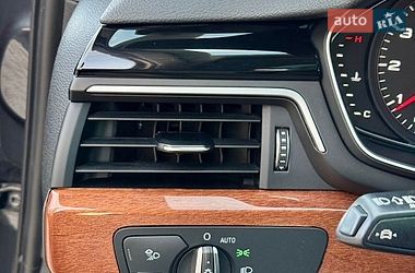 Седан Audi A4 2021 в Києві