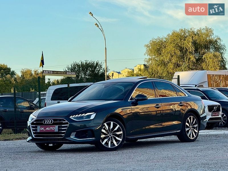 Седан Audi A4 2021 в Києві