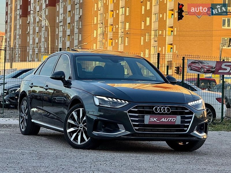 Седан Audi A4 2021 в Києві
