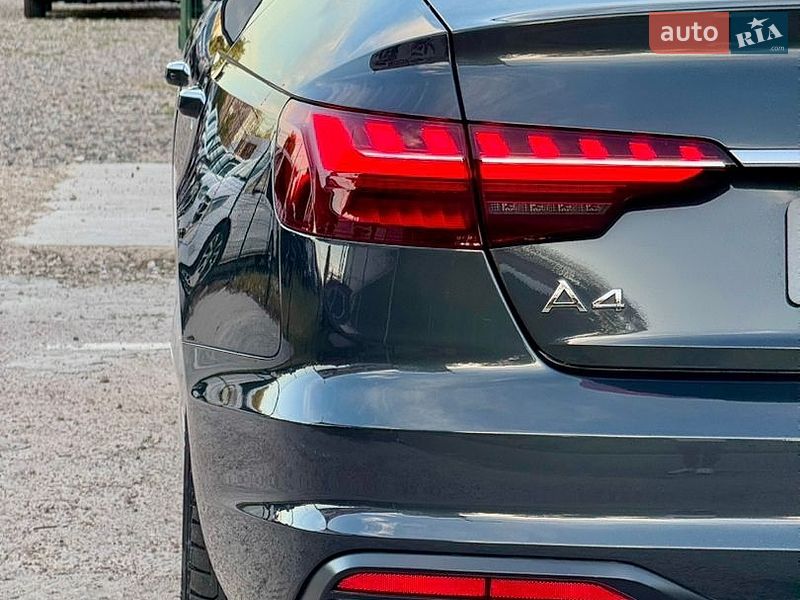 Седан Audi A4 2021 в Києві