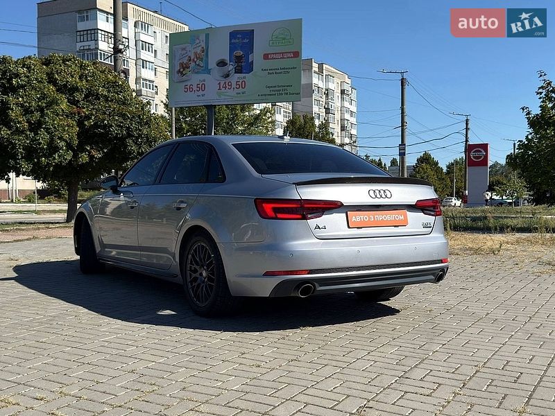 Седан Audi A4 2018 в Кропивницькому