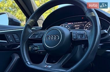Седан Audi A4 2018 в Кропивницькому