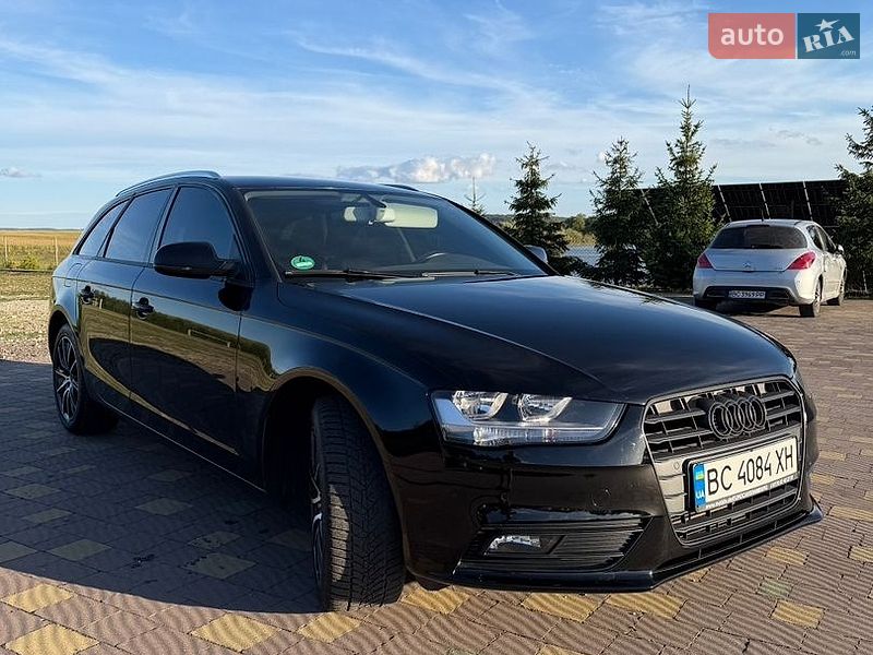 Audi A4, фото из объявления