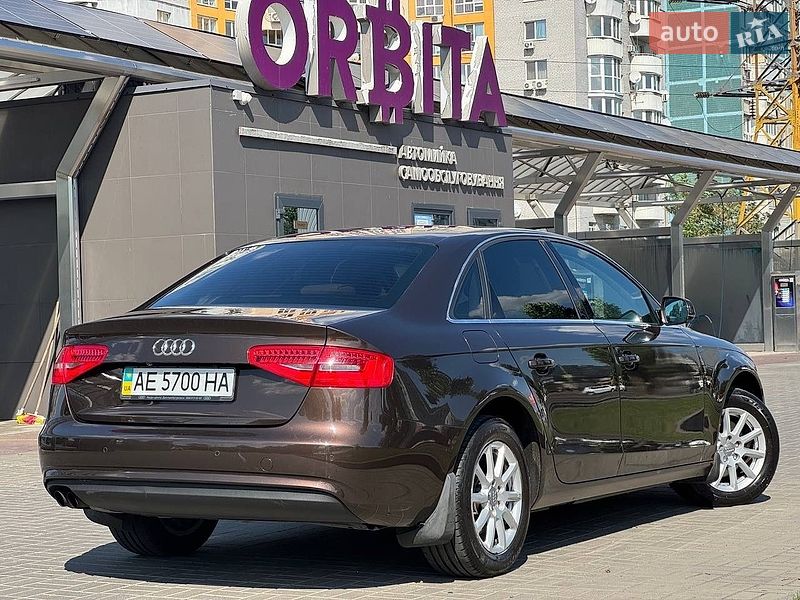 Седан Audi A4 2012 в Днепре фото 2 Седан Audi A4 2012 в Днепре